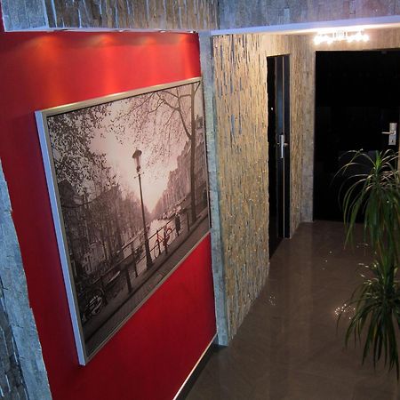 Komorowski Luxury Guest Rooms คราคูฟ ภายนอก รูปภาพ