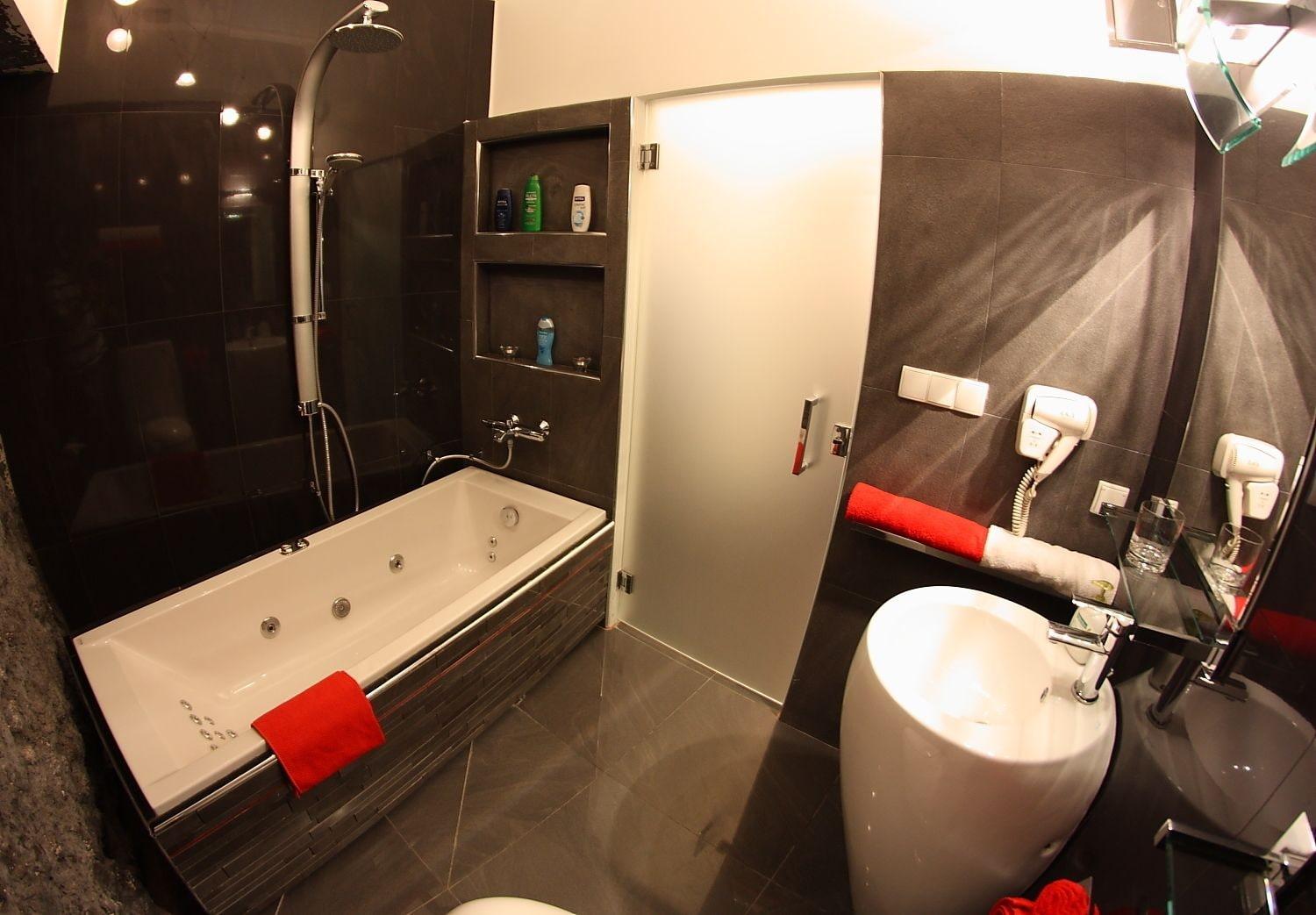 Komorowski Luxury Guest Rooms คราคูฟ ภายนอก รูปภาพ