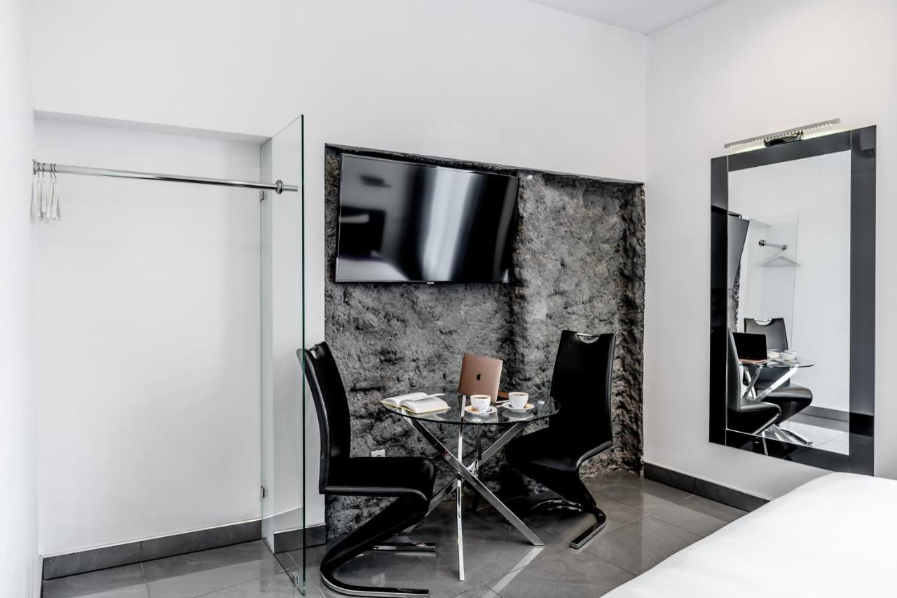 Komorowski Luxury Guest Rooms คราคูฟ ภายนอก รูปภาพ
