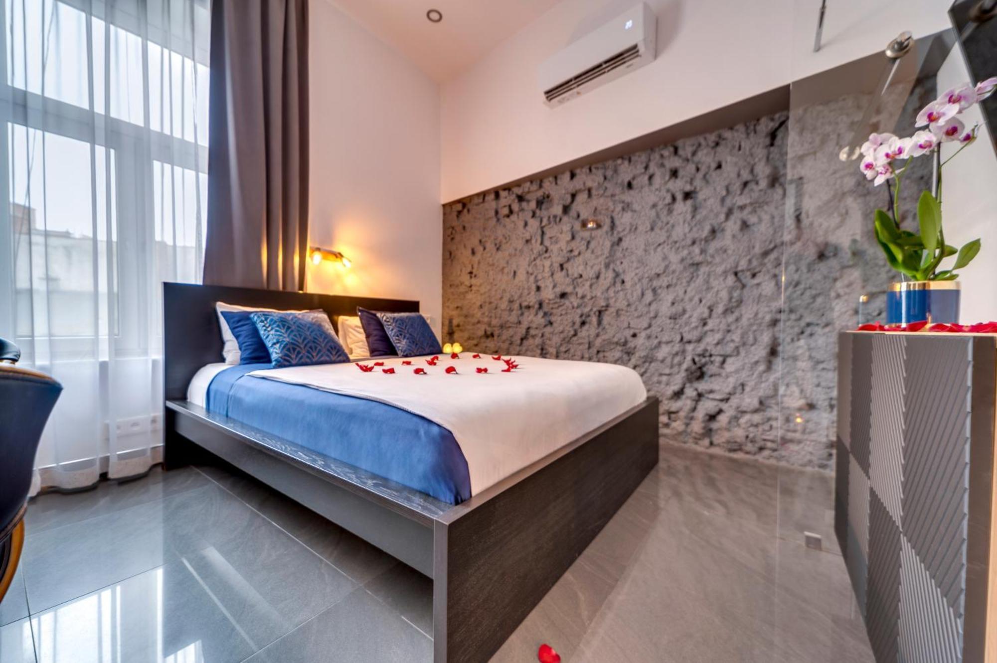 Komorowski Luxury Guest Rooms คราคูฟ ภายนอก รูปภาพ