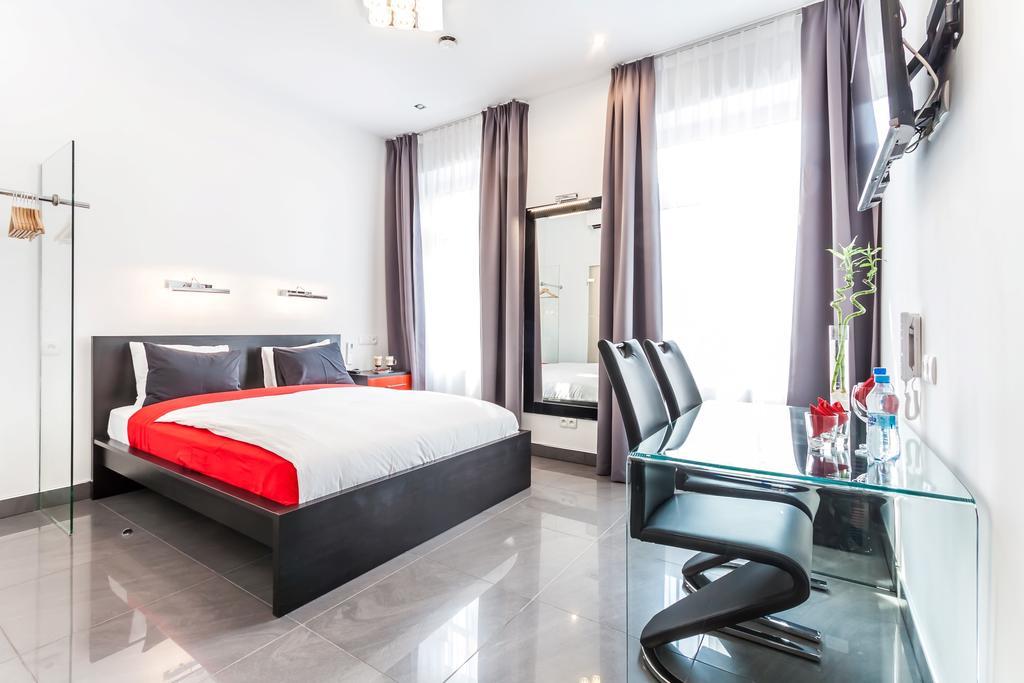 Komorowski Luxury Guest Rooms คราคูฟ ภายนอก รูปภาพ